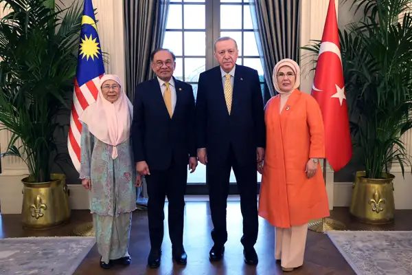 Cumhurbaşkanı Erdoğan, Malezya Başbakanı İbrahim'i kabul etti