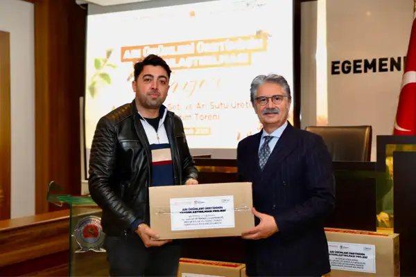 Samsun Büyükşehir Belediyesi'nden arı yetiştiricilerine destek