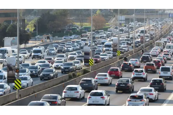Türkiye’de taşıt sayısı 33,6 milyonu geçti