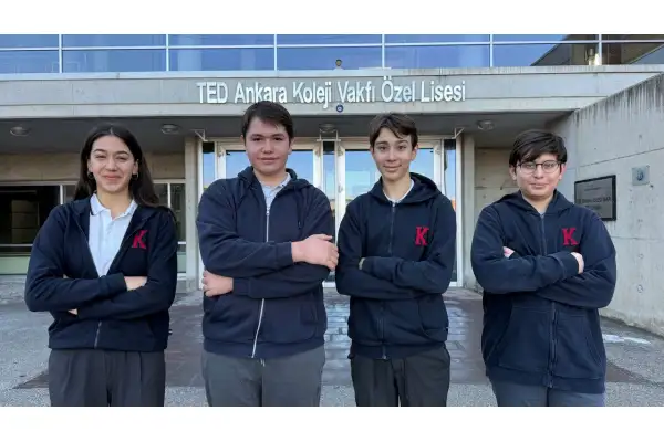 Dört lise öğrencisi dünyada ilk 10'da