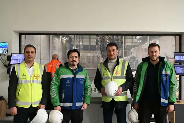 Başkanı Köse, İSTAÇ Katı Atık Yakma ve Enerji Üretim Tesisini ziyaret etti