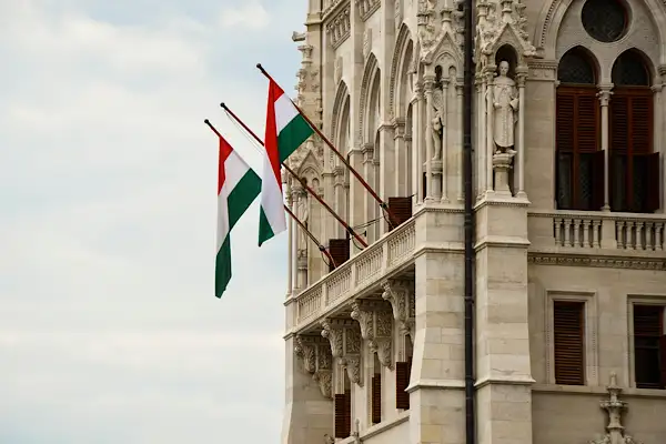 Orban: Avrupa Konseyi toplantıları artık savaş konseyi gibi