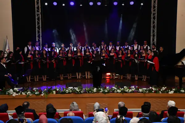 Osmaniye Belediyesi Çok Sesli Korosu’ndan “Kurtuluş” konseri