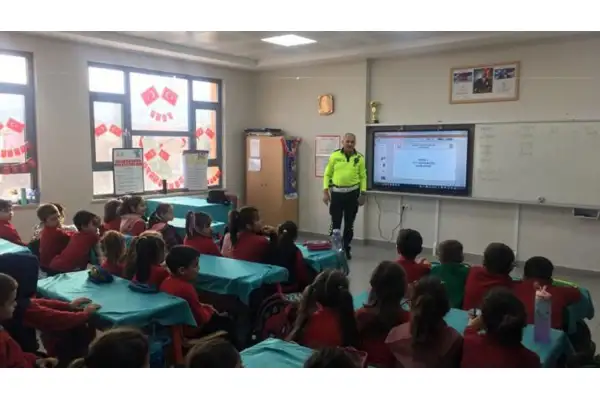 Burdur’da miniklere trafik güvenliği eğitimi