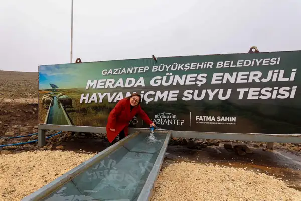“Merada Hayvanlar Refah İçinde Suyla Buluşuyor Projesi” kapsamında destekler sürüyor