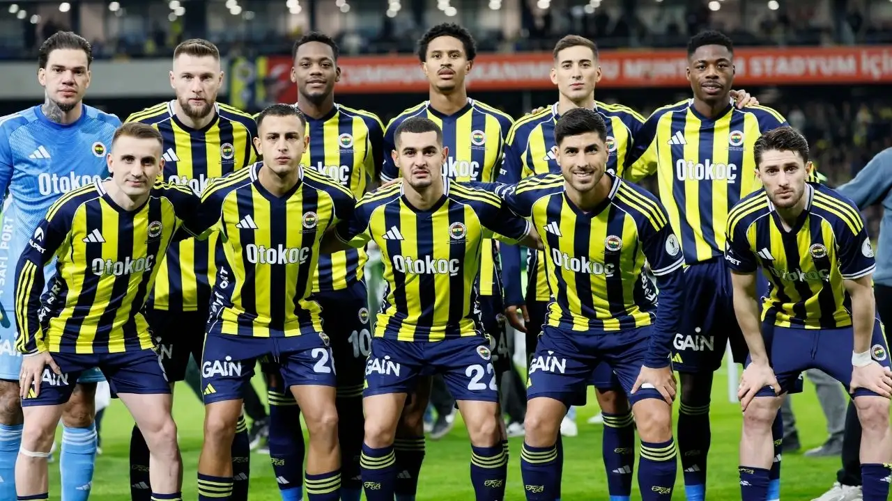 Fenerbahçe, Süper Kupa’da final biletini aldı