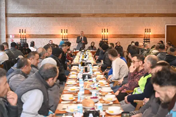 Başkan Başdeğirmen, belediye personeliyle bir araya geldi