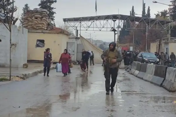 Halep’te SDG geri çekilmeyi reddetti