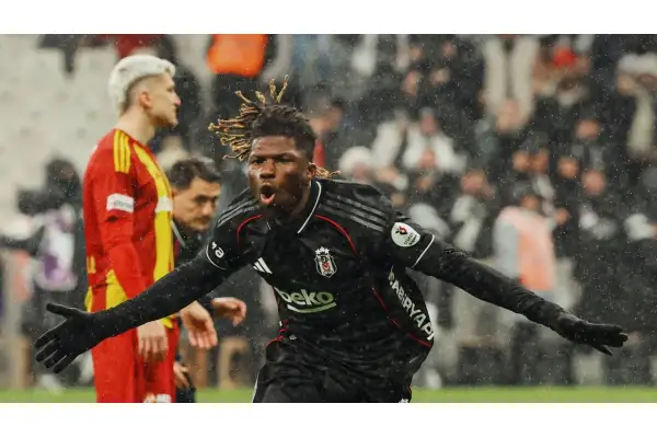 El Bilal Touré son nefeste yazdı: Beşiktaş uzatmada 3 puanı aldı