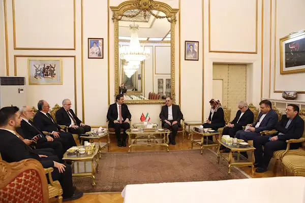 Saadet Partisi Genel Başkanı Arıkan, İran Büyükelçisi Zadeh ile görüştü