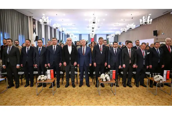 Yerel yönetimler afetlere dirençli kentler için Ankara’da buluştu Mansur Yavaş: “Türkiye’de en güçlü kurum belediyeler”