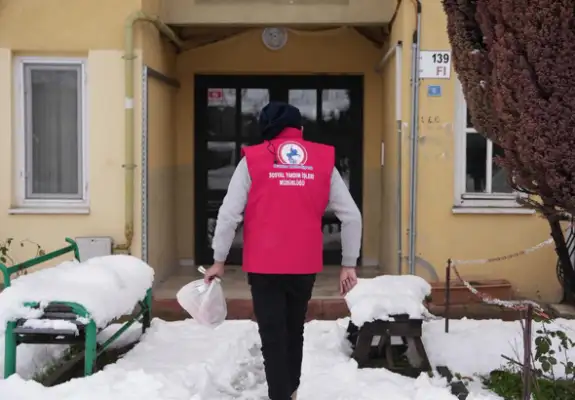 Düzce'de sıcak yemek hizmeti devam ediyor