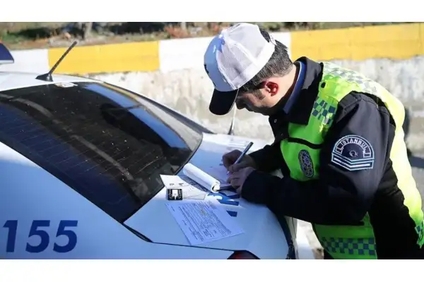 Yeni trafik yasası Meclis’ten geçti: Cezalar katlandı