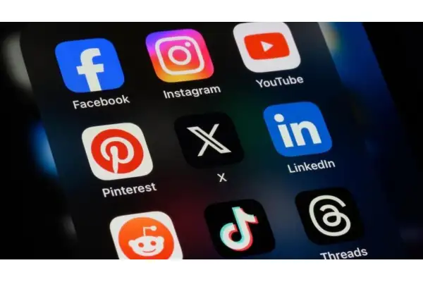 İngiltere’de 16 yaş altına sosyal medya kısıtlaması gündemde