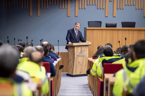 İzmir’de vektörle mücadele ekipleriyle değerlendirme toplantısı yapıldı