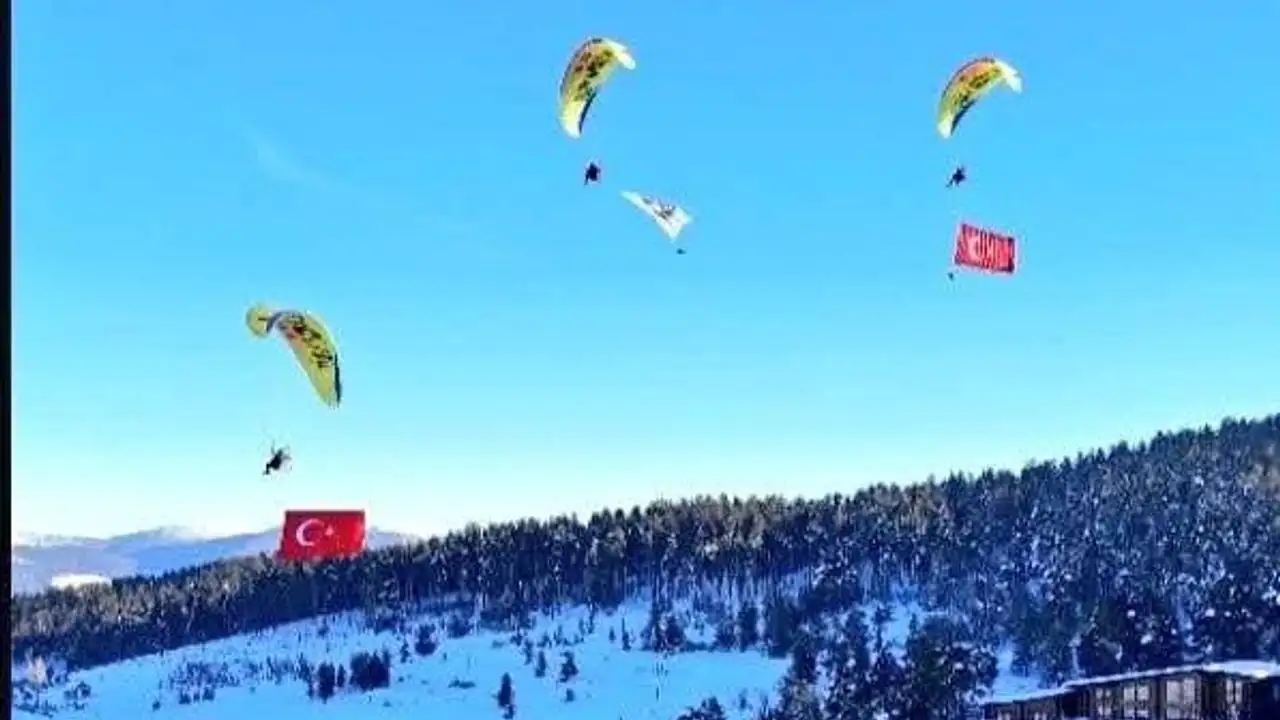 Sarıkamış Semalarında Paramotor Uçuşu gerçekleştirildi