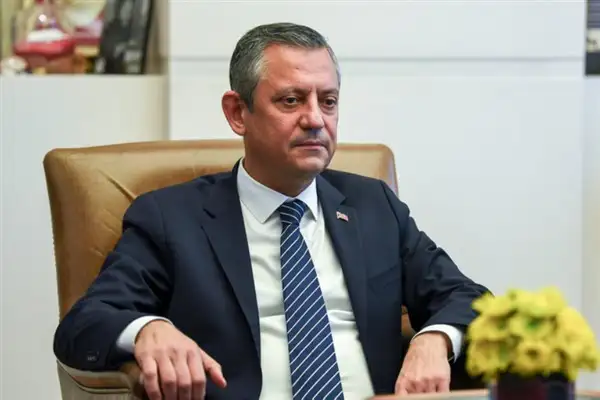 CHP Genel Başkanı Özel, Dr. Fazıl Küçük’ü andı 