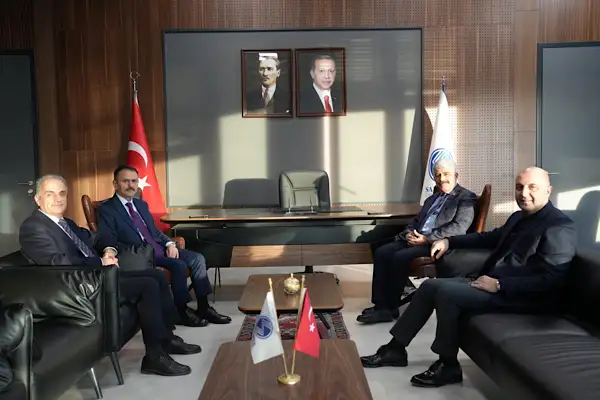 Vali Aktaş'tan, Sakarya Üniversitesi Rektörü Al’a ziyaret 