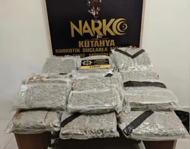 NAKLİYE ARACINDA ZEHİR SEVKİYATI: KÜTAHYA POLİSİNDEN NEFES KESEN DARBE!