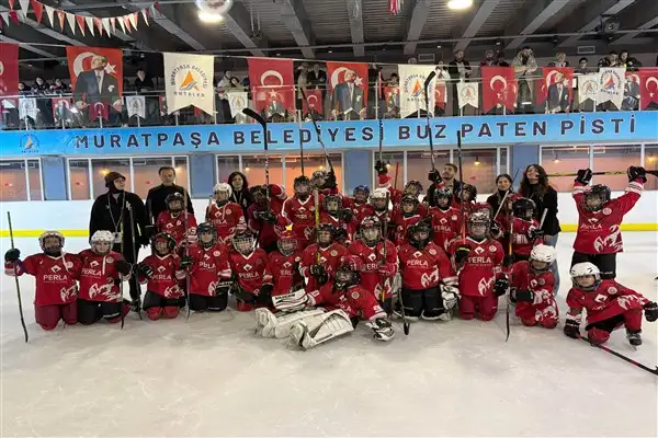 Muratpaşa’dan Antalya Altyapı Ligleri’ne çifte zafer