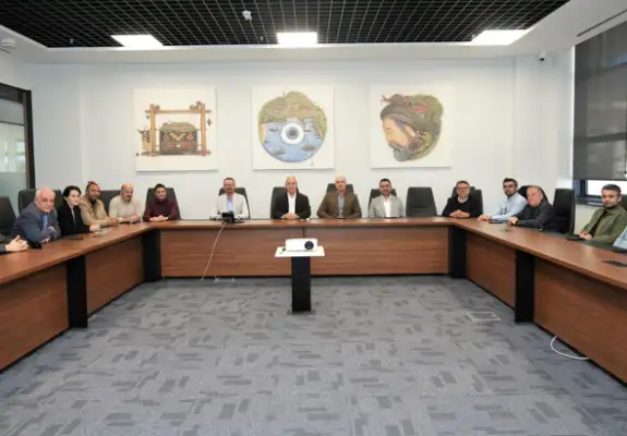 Başkan Özçelik, tur operatörleriyle bir araya geldi