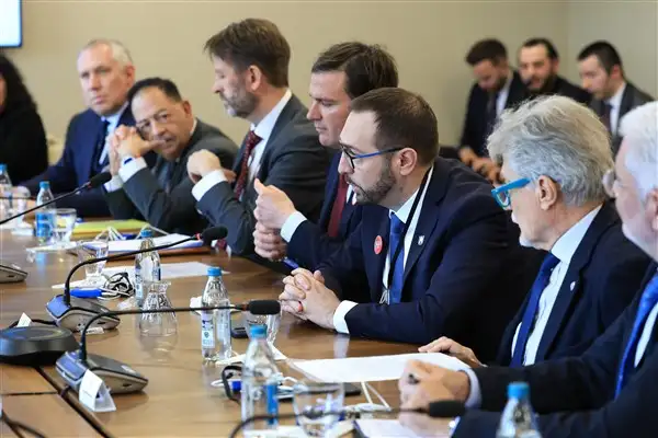 Avrupalı belediye başkanlarından İmamoğlu’na destek ziyareti