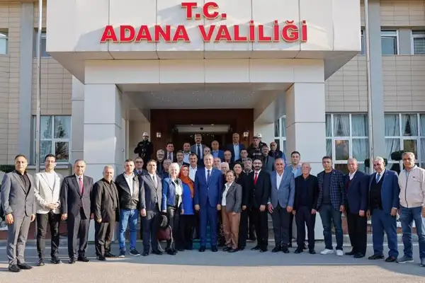 Adana Valisi Yavuz, muhtarlarla buluştu