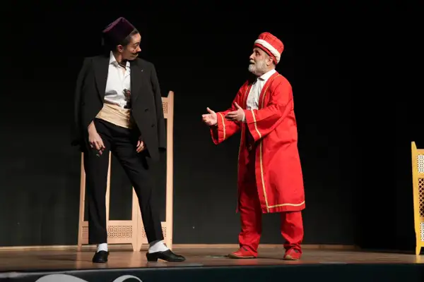 “Kavuklu Yapay Zekaya Karşı” adlı oyun, izleyiciyle buluştu