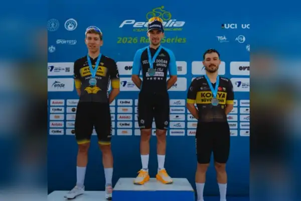 Konya Büyükşehir Belediyespor Bisiklet Takımı zirvede