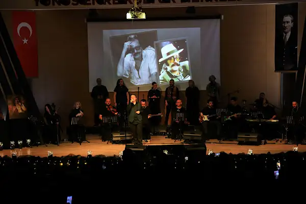 Keçiören’de Barış Manço ve Cem Karaca anısına konser düzenlendi