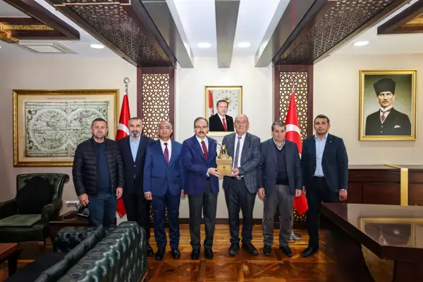 “Siirt Cahter Balı”, “Platinum Quality” ödülüne layık görüldü