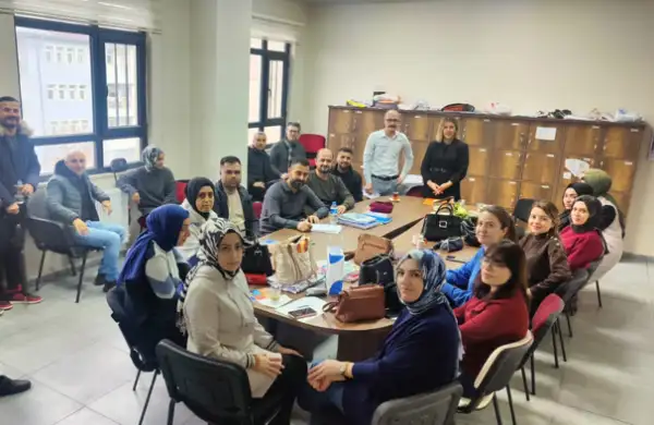 Siirt’te Açık Kapı’dan eğitim kurumlarına ziyaret