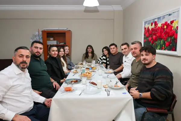 İl Başkanı Güç ve Başkan Duman, iftar sofrasında gençlerle buluştu