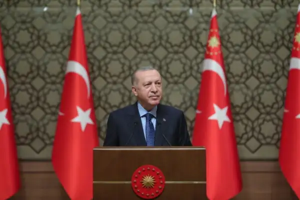 Cumhurbaşkanı Erdoğan: Gençlerle ilk günkü aşkla çalışmaya devam edeceğiz