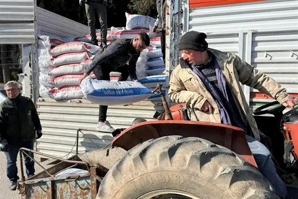 Sultanhisar’da üreticilere yem desteği sağlandı