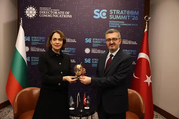 Bulgaristan Dışişleri Bakanı Neynski, Duran ile bir araya geldi