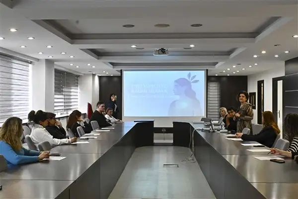 Muratpaşa Belediyesi'nden personele kadın hakları eğitimi