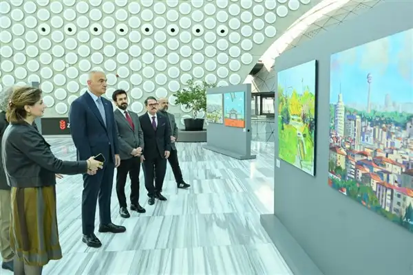 Bakan Ersoy, CSO Ada Ankara'daki sergiyi ziyaret etti