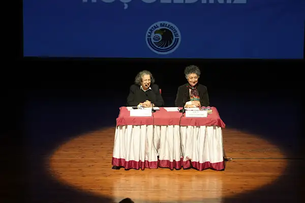 Kartal’da felsefe buluşmalarında teknoloji ve insan ilişkisi ele alındı