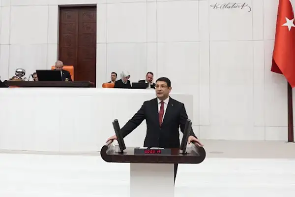 Şahin: İktidar, gençlerimizi de adeta birer bankamatik olarak görüyor