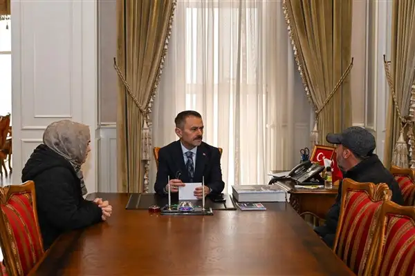 Kocaeli Valisi Aktaş, vatandaş ve öğrencilerle bir araya geldi