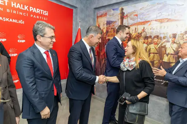 Tugay, CHP İzmir İl Başkanlığının bayramlaşma törenine katıldı