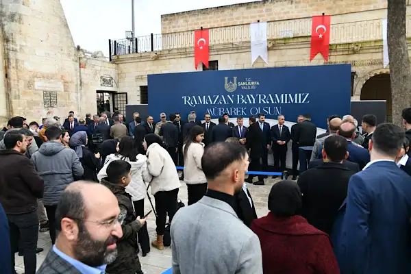 Şanlıurfa’da bayramlaşma programı Balıklıgöl’de yapıldı