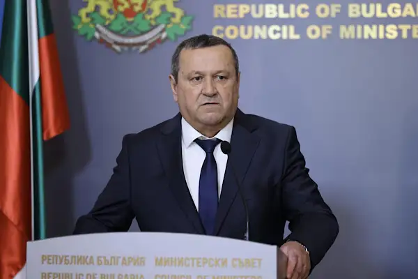 Ademov: Düşük gelirli vatandaşlara 20 avro akaryakıt desteği ödenecek