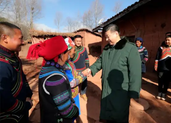 “Xi Jinping’in Liderliğinde Yoksulluğa Karşı Zafer” isimli kitap yayımlandı