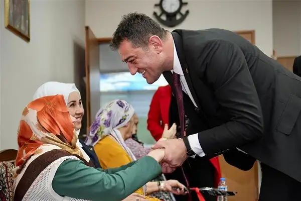 Başkan Köse, Huzurevi ve Çocuk Evleri'ni ziyaret etti