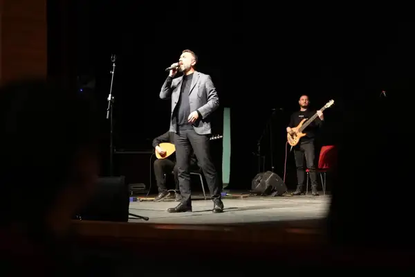 Tasavvuf müziği sanatçısı Umut Mürare, Düzcelilerle buluştu