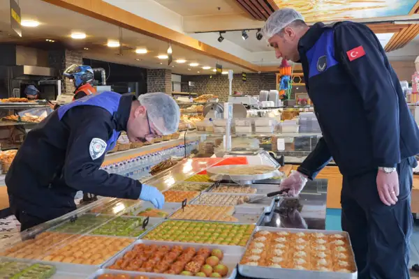 Etimesgut’ta bayram öncesi denetimler artırıldı