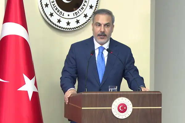 Fidan: Netanyahu hükümetinin ateşkes ihlallerine göz yumulmamalıdır