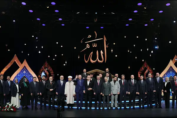 Cumhurbaşkanı Erdoğan, Kur’an-ı Kerim’i Güzel Okuma Yarışması finaline katıldı